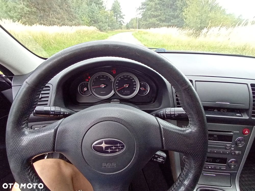Subaru Legacy - 8