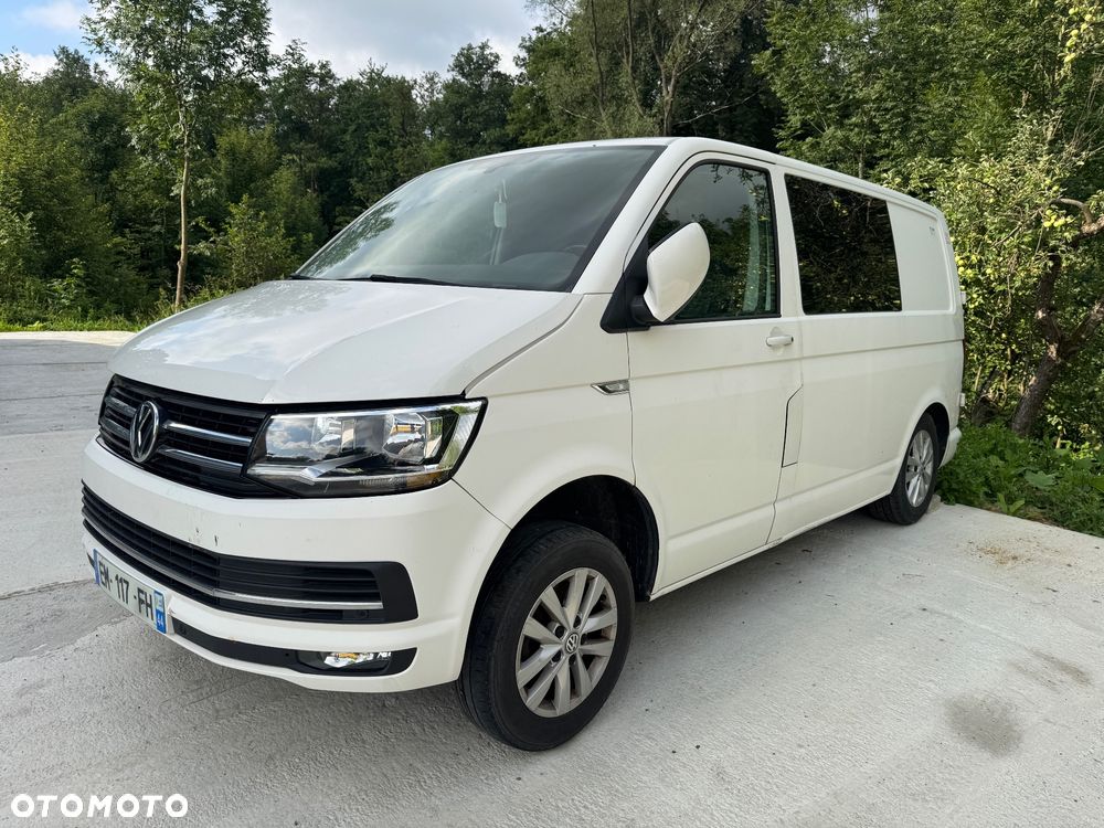 Volkswagen Transporter - 1