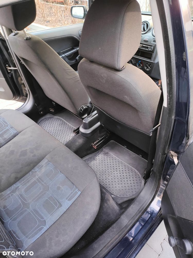 Ford Fiesta 1.25 - 28