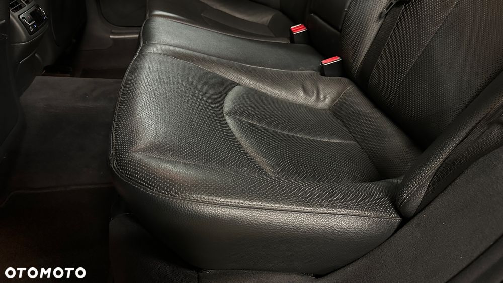 Mercedes-Benz Klasa E 350 7G-TRONIC Avantgarde - 25