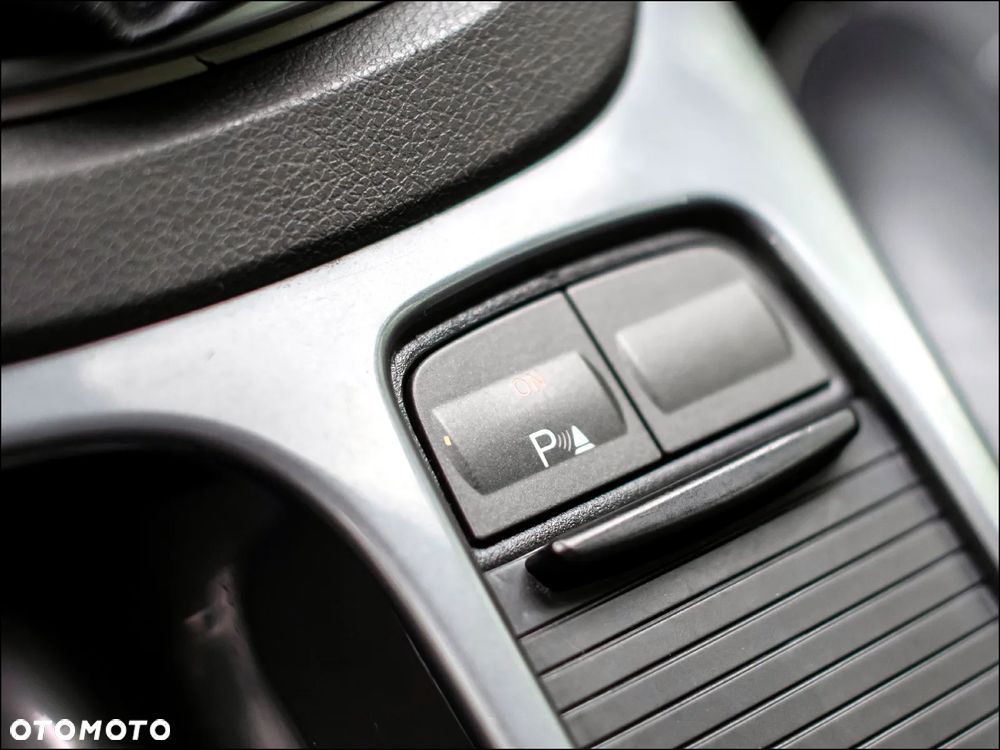 Ford Kuga - 29