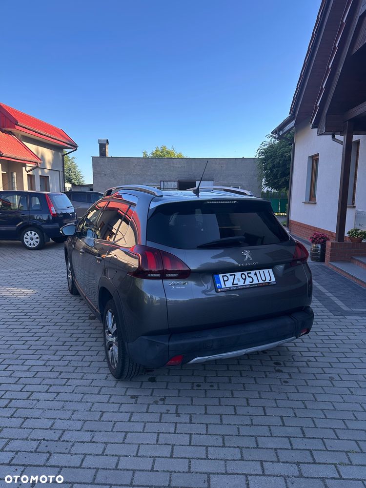 Peugeot 2008 1.2 Pure Tech GPF Allure S&S - 7