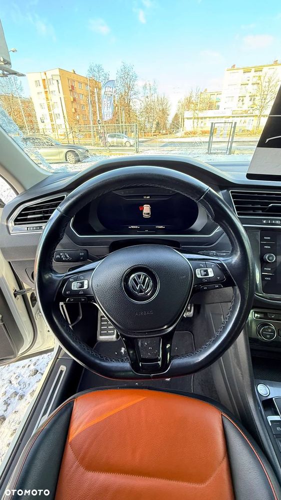 Volkswagen Tiguan ver-2-0-tdi-scr-4motion-dsg-highline - 20