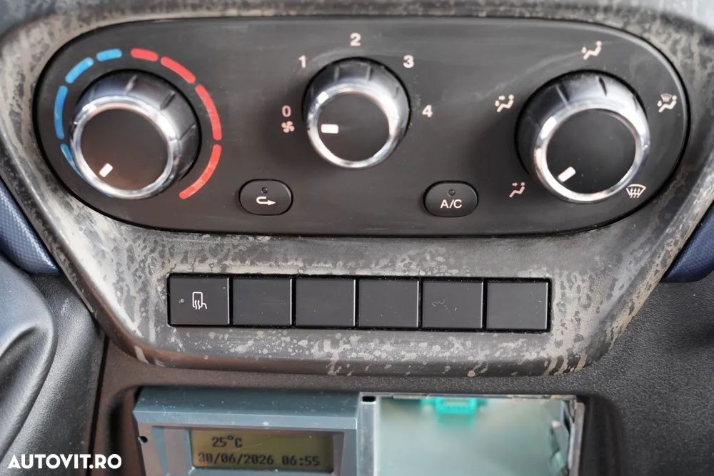 Iveco DAILY 35-140 / FRIGIDER / CAMION TRANSPORT / HI-MATIC / HI-MATIC / HIFTING DHOLLANDIA - 31