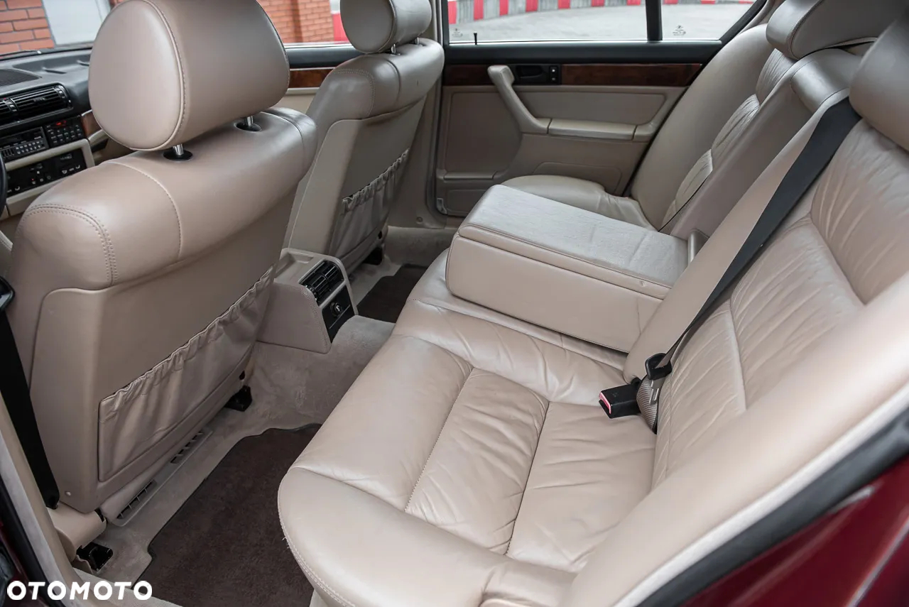 BMW Seria 7 - 23