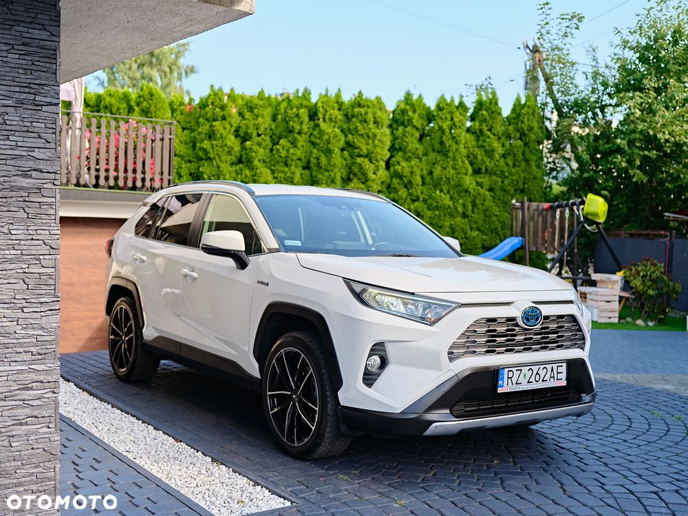 Toyota RAV4 - 9