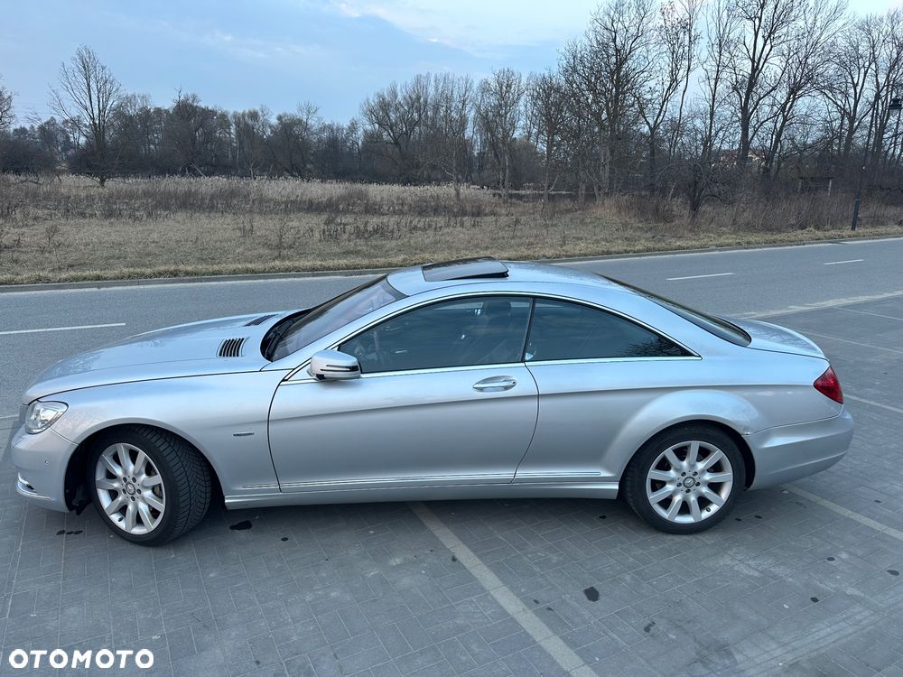 Mercedes-Benz CL 500 4Matic (BlueEFFICIENCY) 7G-TRONIC - 2