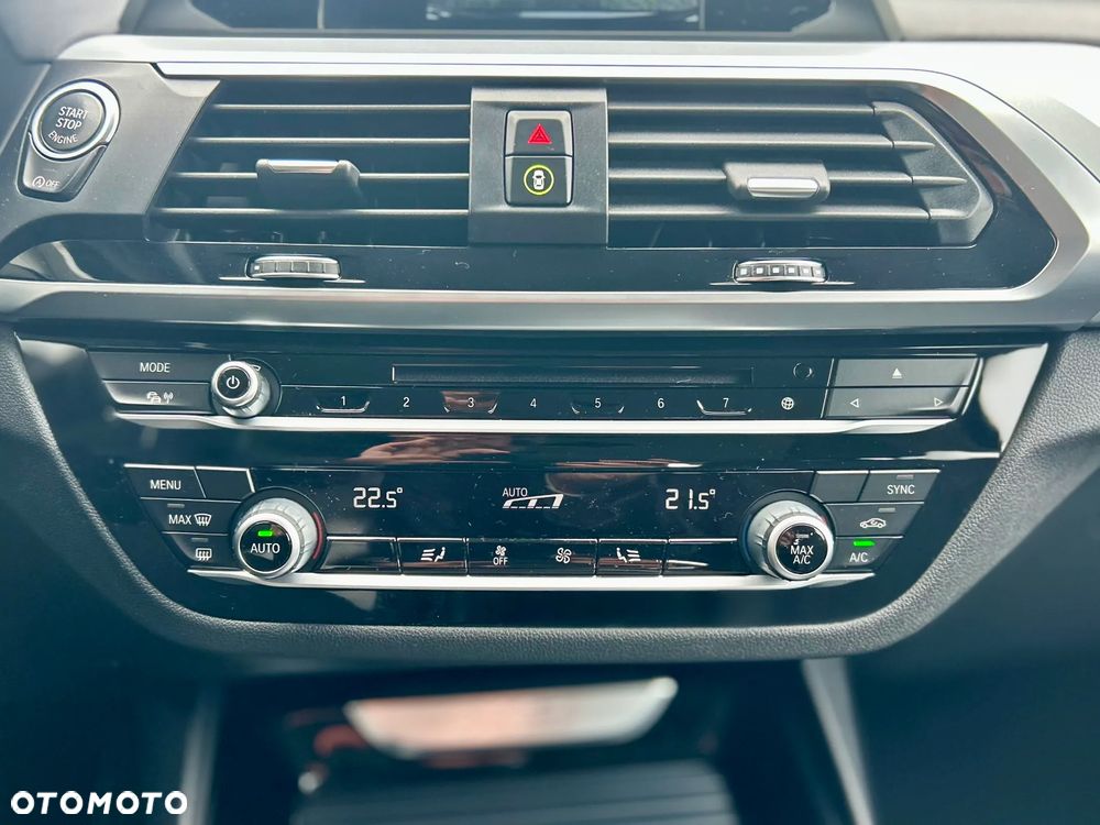 BMW X3 xDrive30i Advantage sport - 8