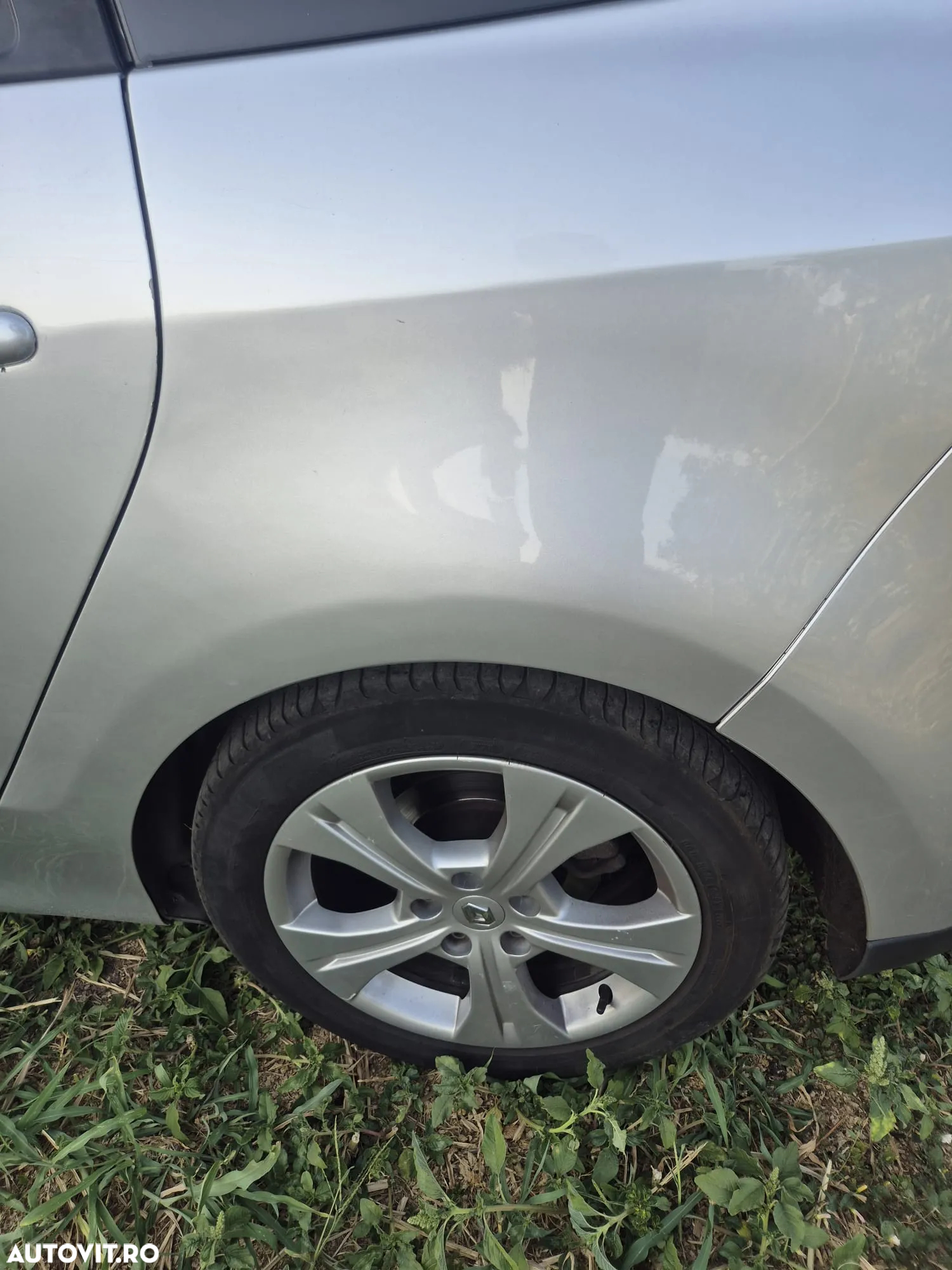 Renault Grand Scenic - 4
