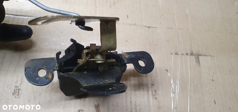 Zamek klapy bagażnika Ford Escort MK7 Cabrio V93AB-L432A30-AA - 4