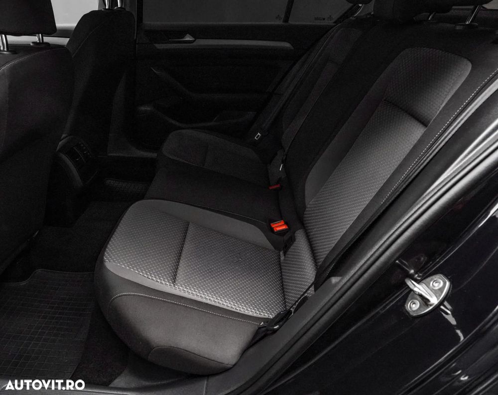 Volkswagen Passat 2.0 TDI DSG Comfortline - 15