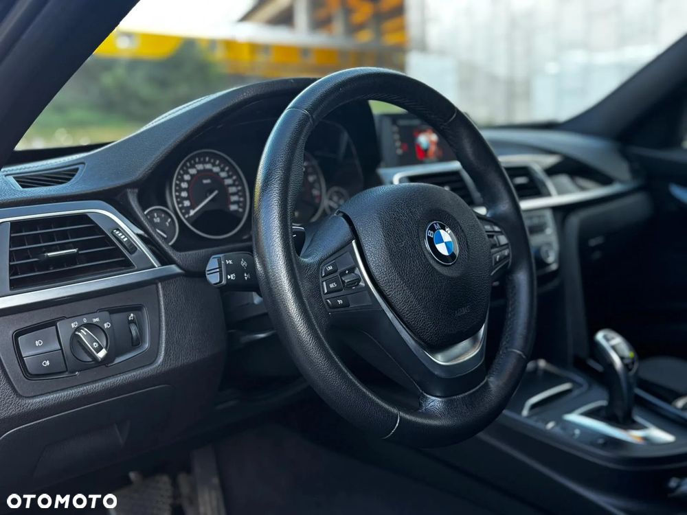 BMW Seria 3 320i GPF Luxury Line Purity sport - 14
