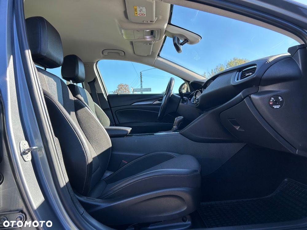 Opel Insignia 1.5 T Innovation S&S - 15