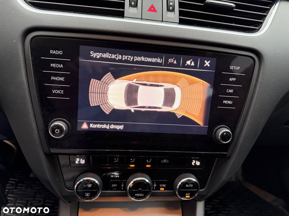 Skoda Octavia 1.4 TSI Ambition - 28