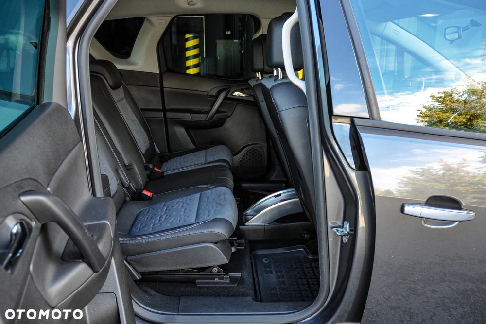 Opel Meriva - 12