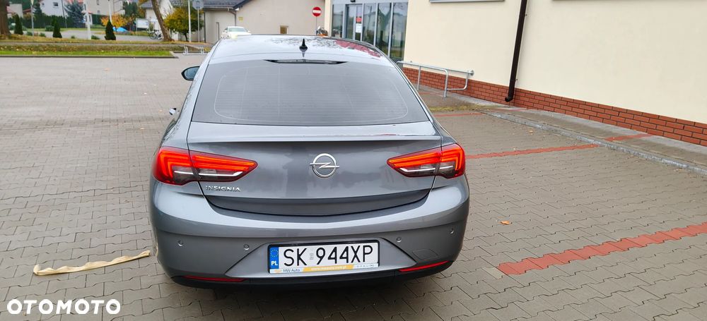 Opel Insignia 1.5 T Innovation S&S - 8