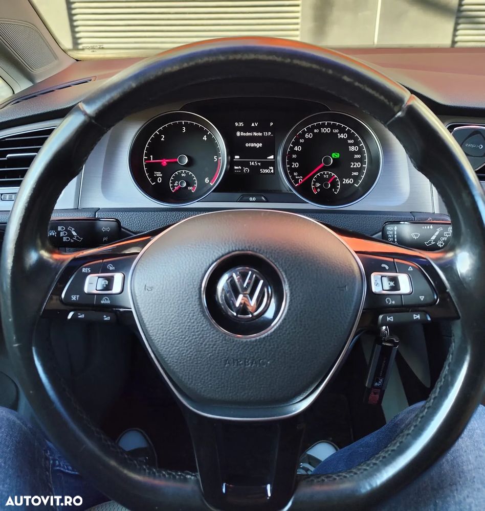 Volkswagen Golf 1.6 TDI DPF BMT DSG Comfortline - 6