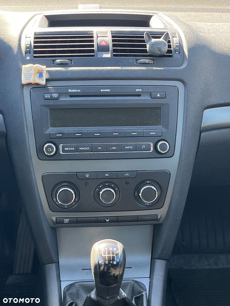 Skoda Octavia 1.4 TSI Ambiente - 14