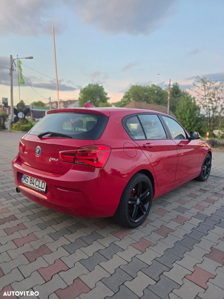 BMW Seria 1 118d xDrive Standard - 2