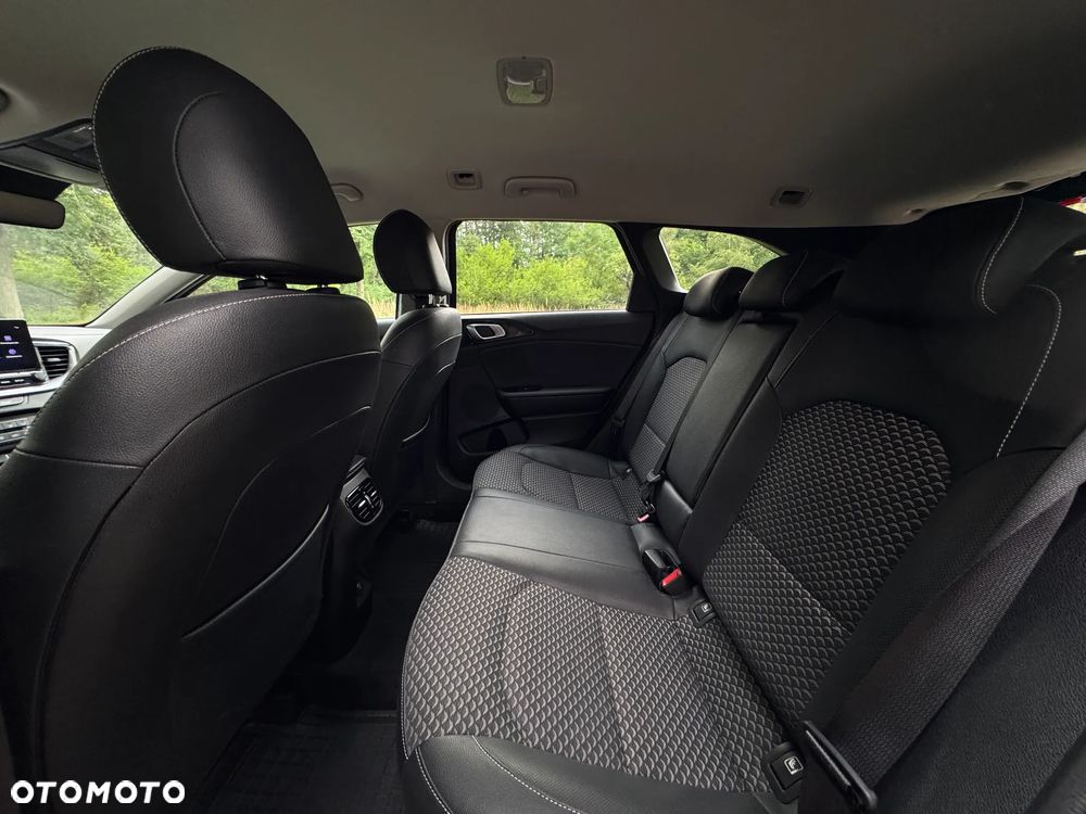 Kia Ceed 1.5 T-GDI L - 10