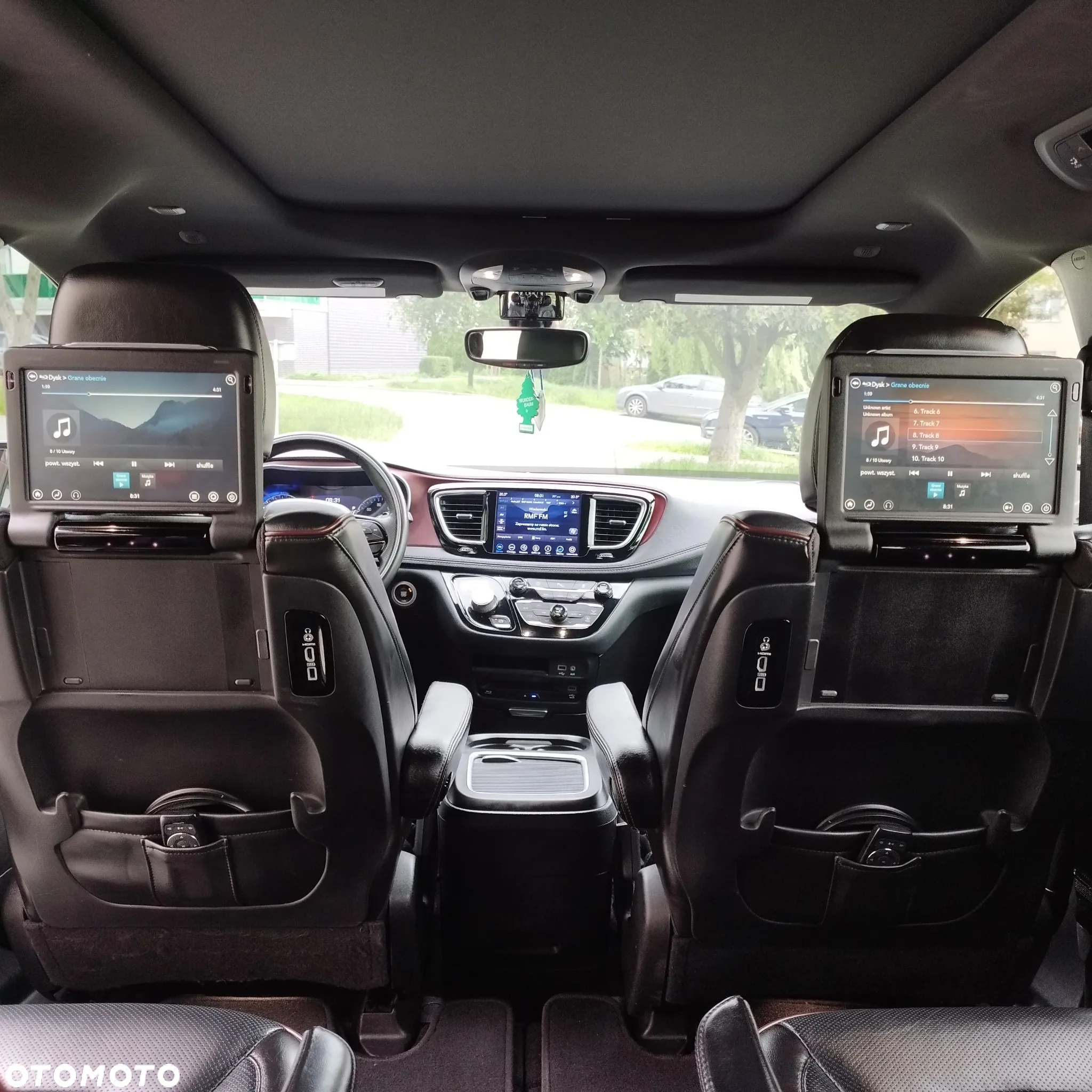 Chrysler Pacifica - 13