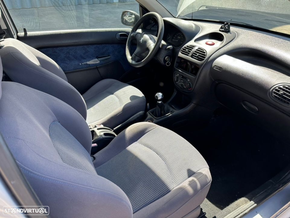 Peugeot 206 1.9D para peças - 6