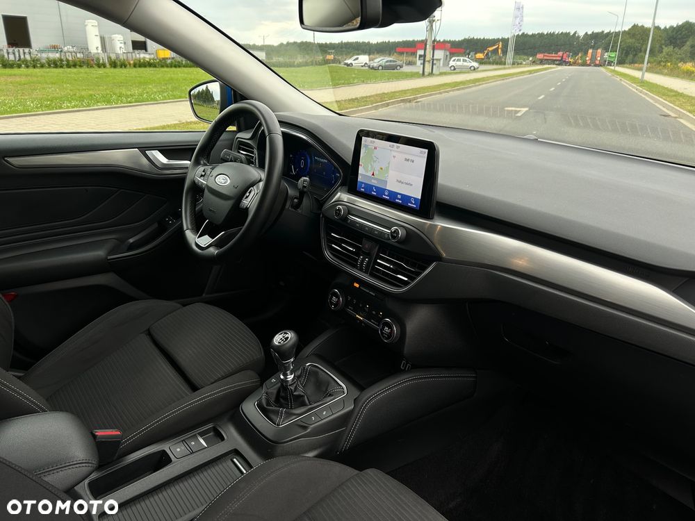 Ford Focus 1.0 EcoBoost mHEV Titanium - 13