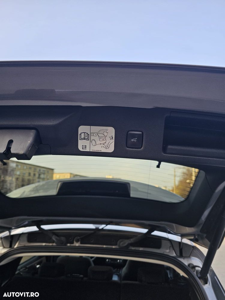 Ford Kuga 2.0 EcoBlue A8 AWD Titanium - 6