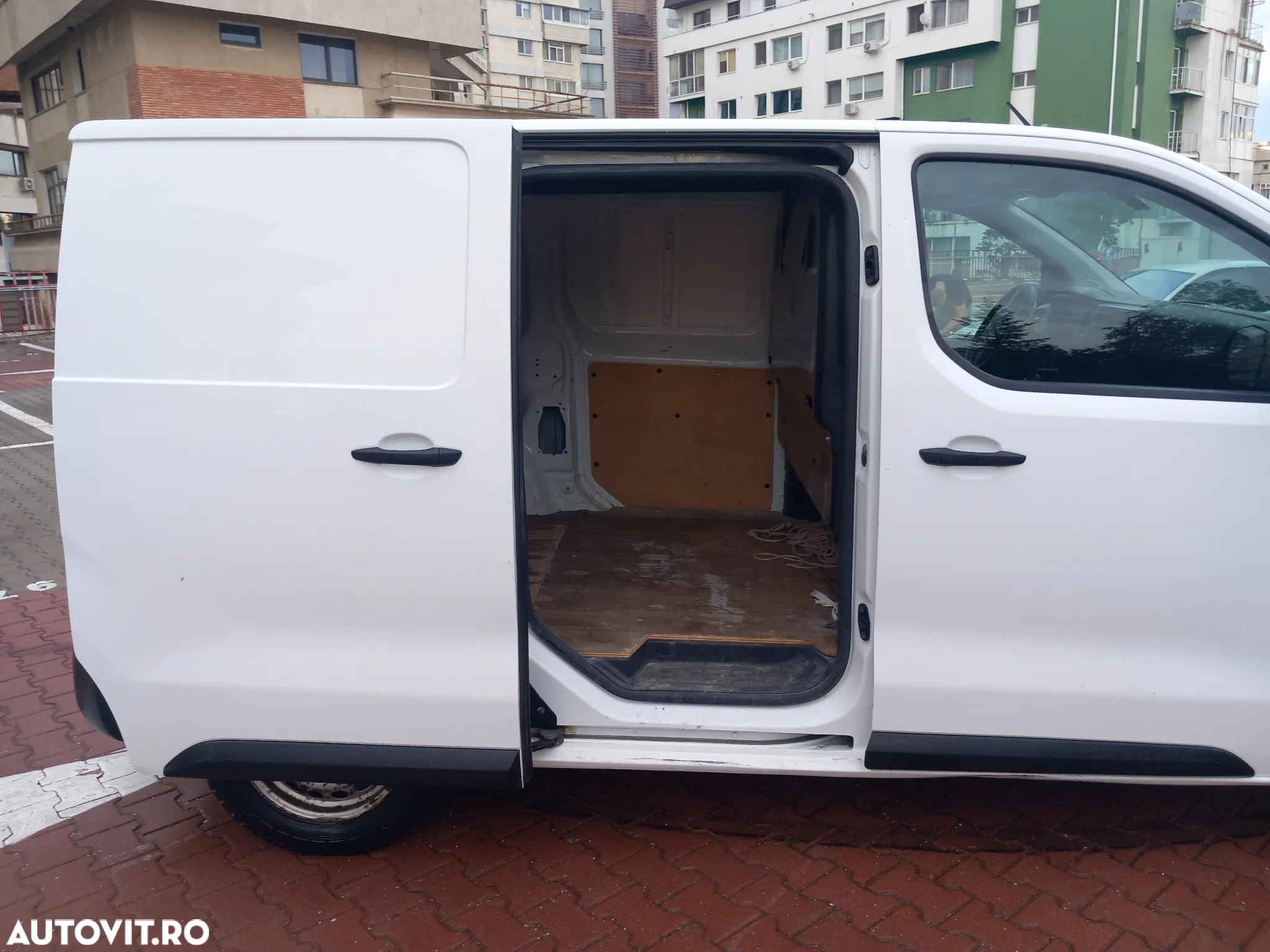 Peugeot Expert Combi L1H1 1.6 BlueHDI 115 S&S - 10