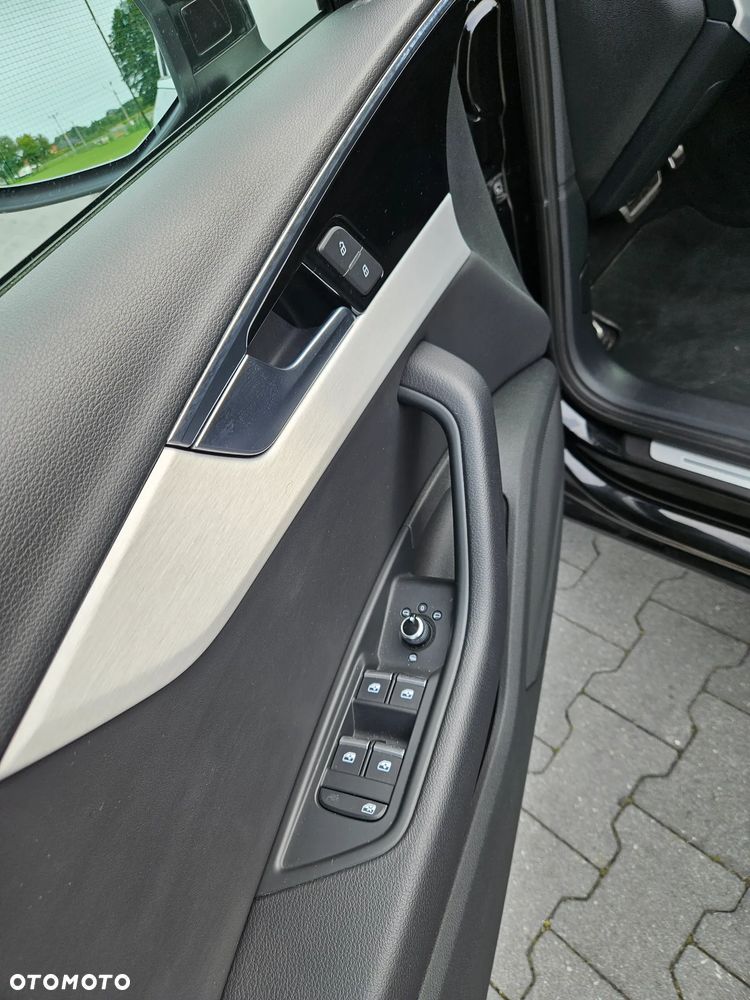 Audi A4 Limousine 35 TFSI mHEV S Line S tronic - 15