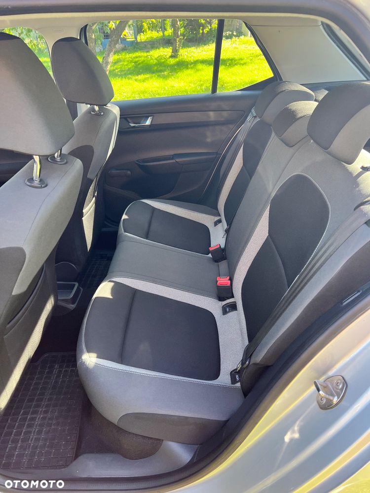 Skoda Fabia 1.0 Ambition - 8