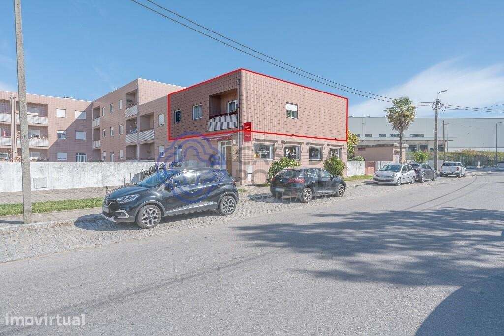 APARTAMENTO T3 EM GULPILHARES | 106 M² ÚTEIS | BOX PARA 2 CARROS - Grande imagem: 2/37