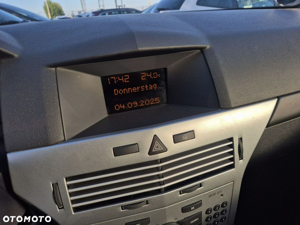 Opel Astra - 17