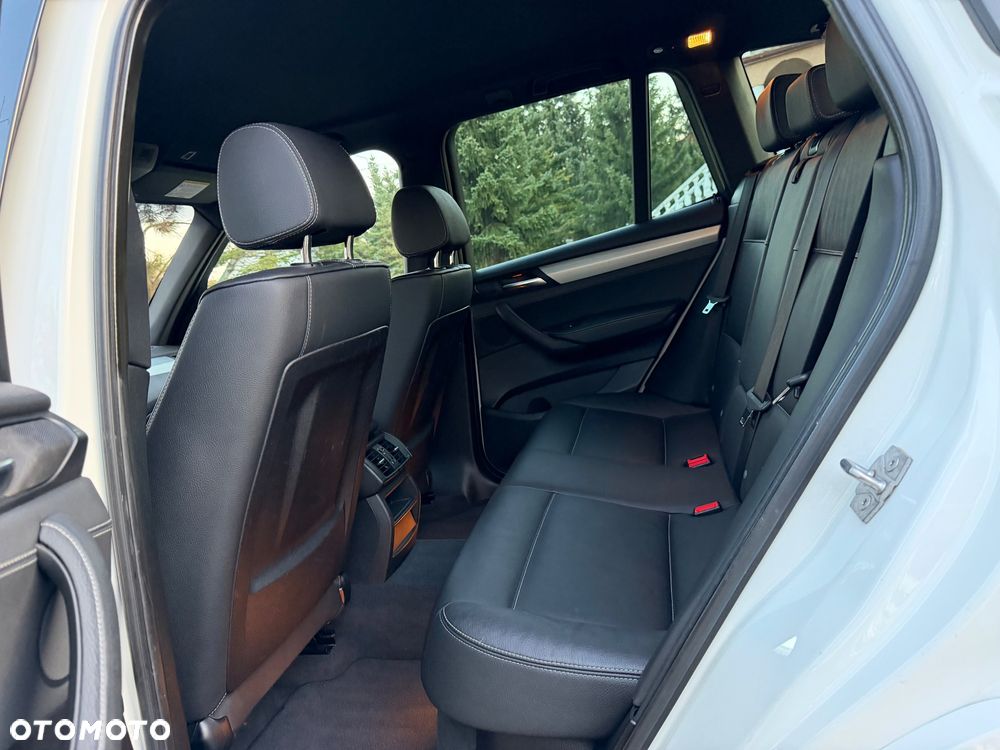 BMW X3 xDrive20d - 13