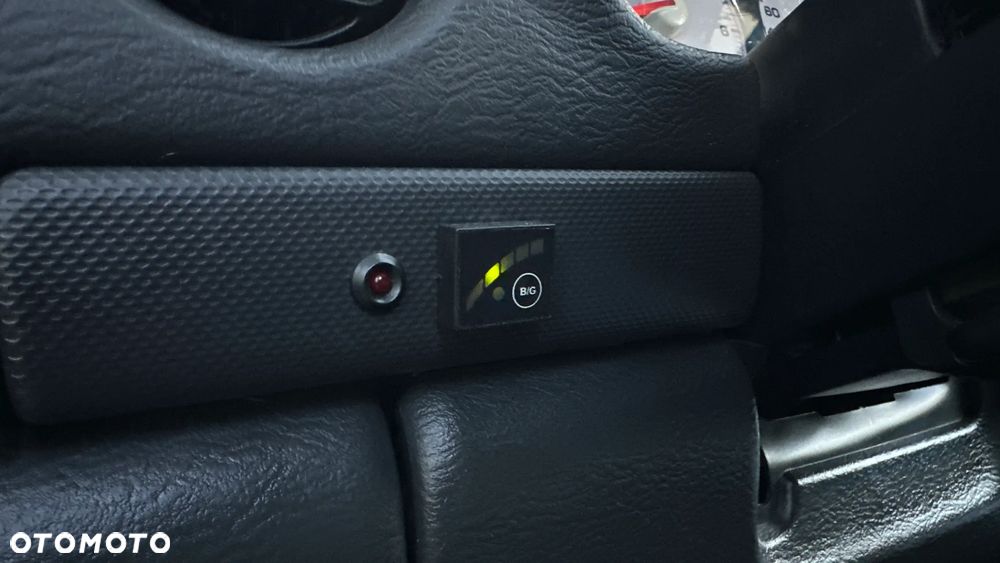 Jeep Cherokee 3.7L Limited - 14
