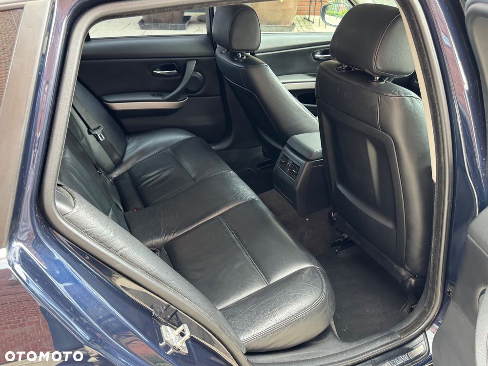BMW Seria 3 - 13