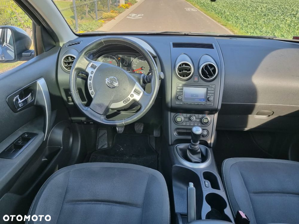 Nissan Qashqai 2010 photo 3