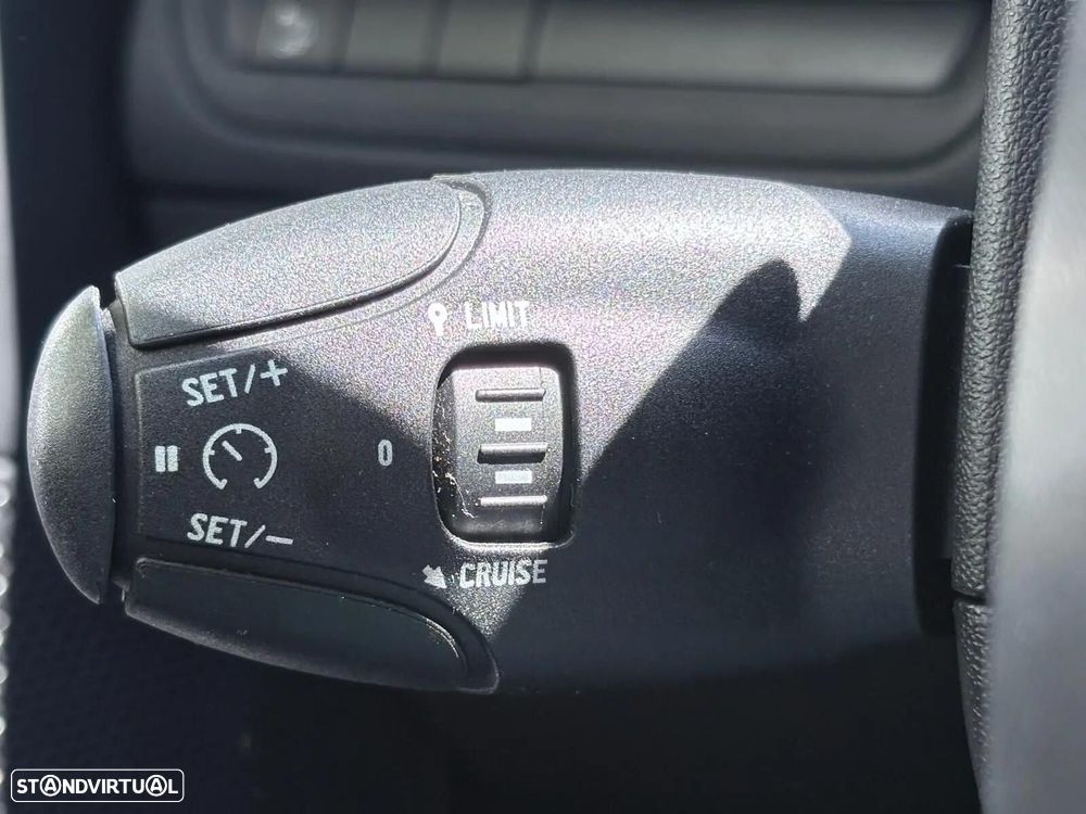 Peugeot 208 1.6 BlueHDi Style - 39