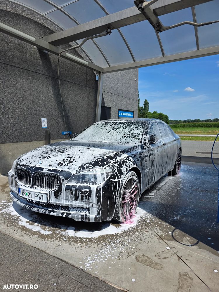 BMW Seria 7 740d Aut. - 2