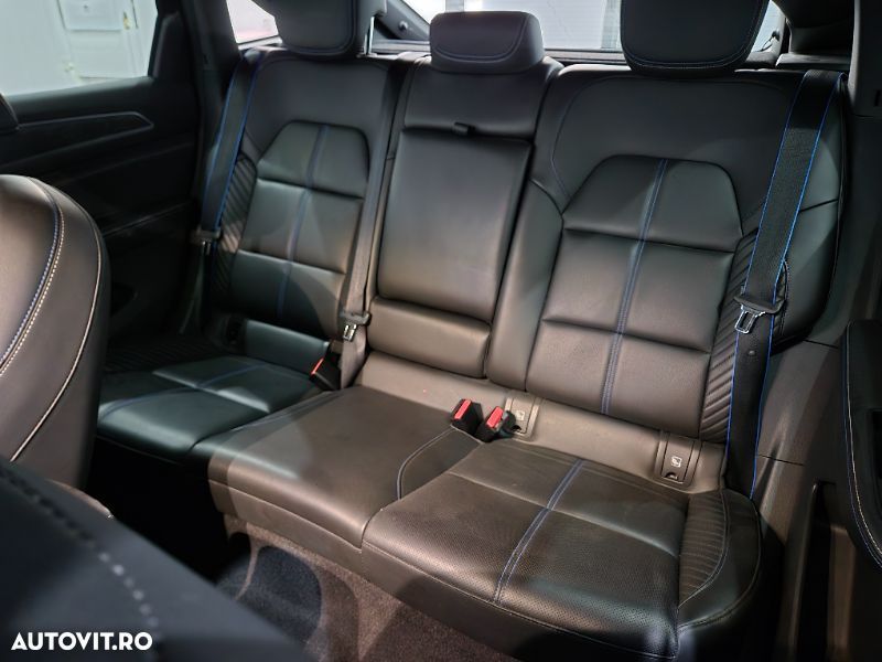 Renault Arkana E-TECH Intens - 13