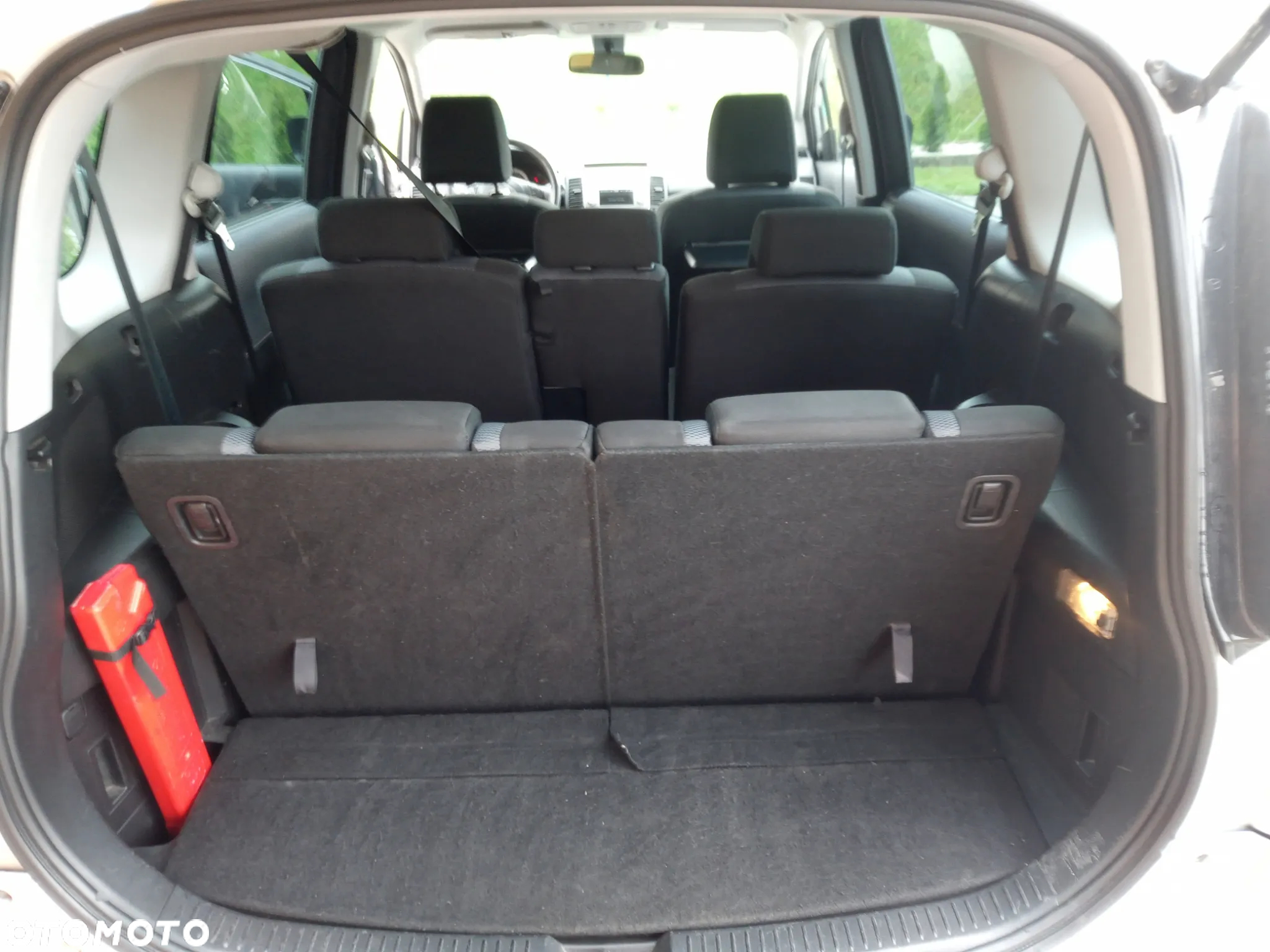 Mazda 5 2.0 CD Exclusive + - 14