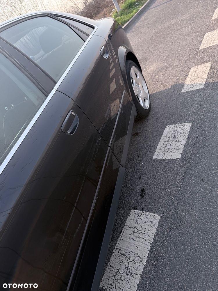 Audi A4 Limousine - 6
