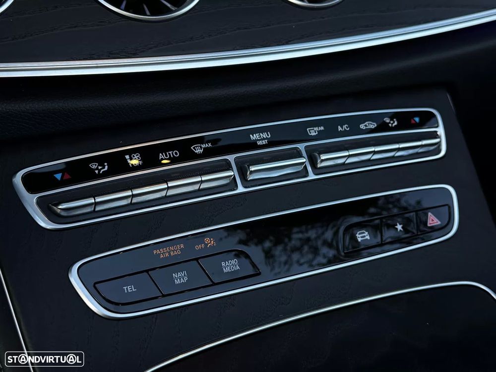 Mercedes-Benz E 53 AMG 4Matic+ - 38