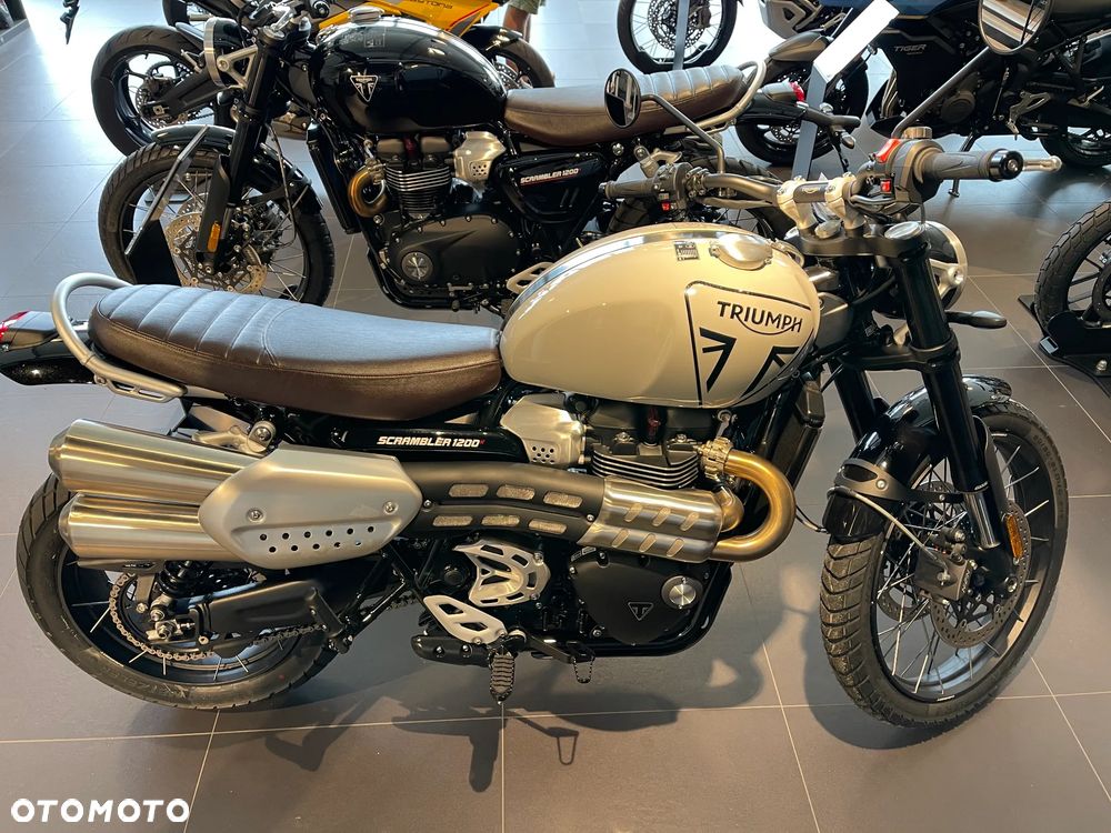 Triumph Scrambler - 1