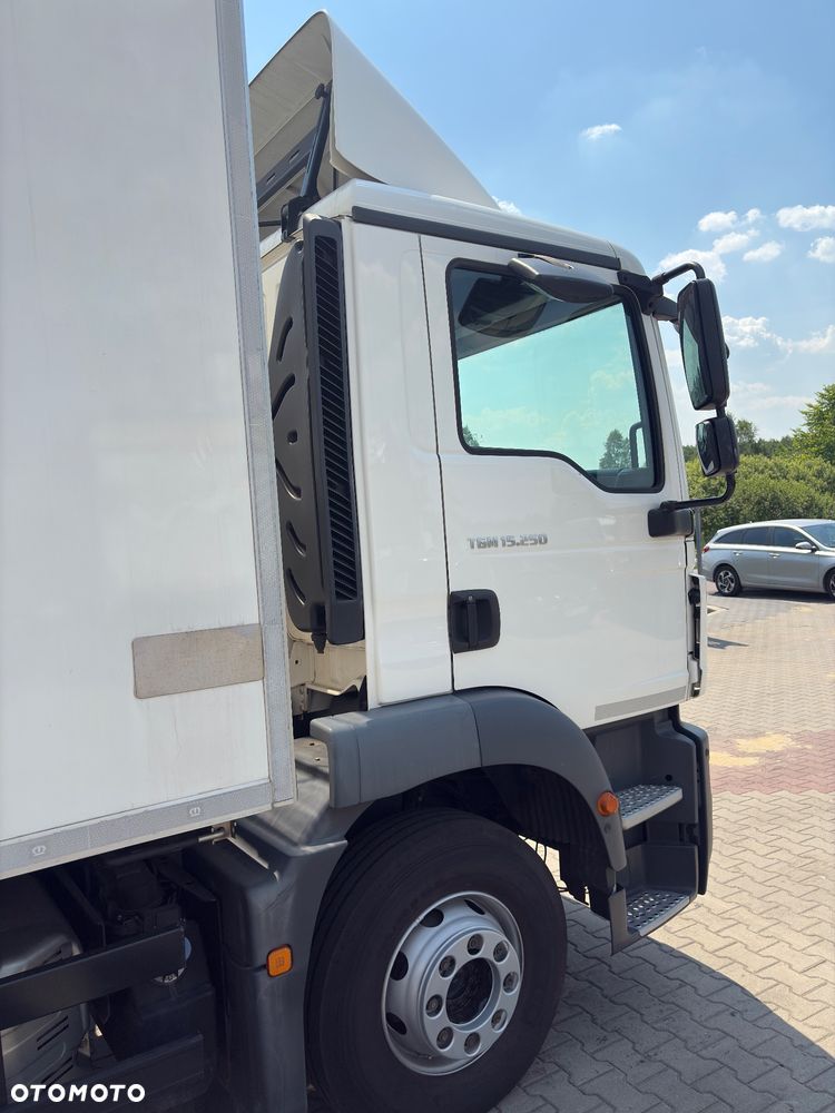 MAN TGM 15.250 / CHŁODNIA CARRIER / DZIELONA KOMORA / DMC 16.000kg / 385.000km przebiegu / WINDA / EURO 6 - 34