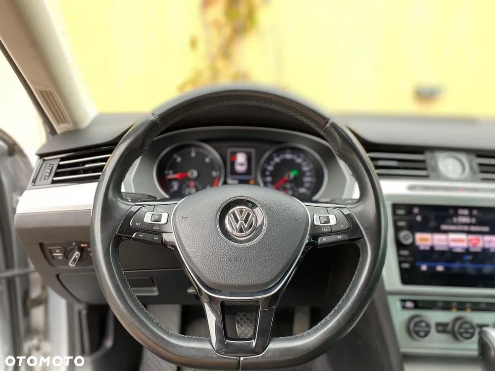 Volkswagen Passat 2.0 TDI BMT Comfortline DSG - 20