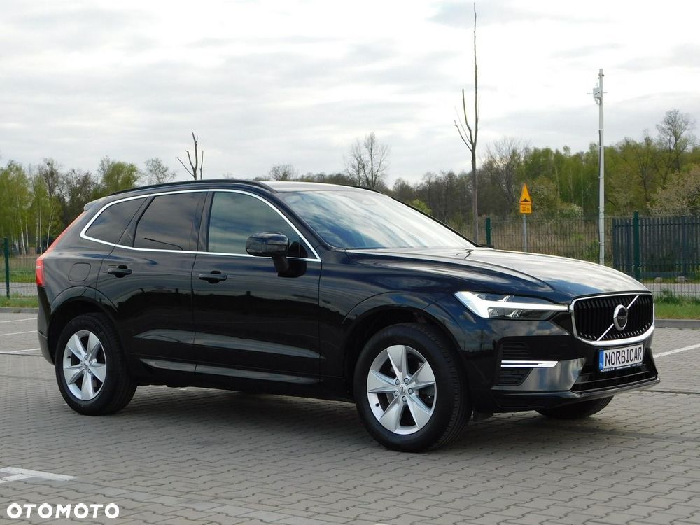 Volvo XC 60 B4 D AWD Geartronic Momentum Pro - 5