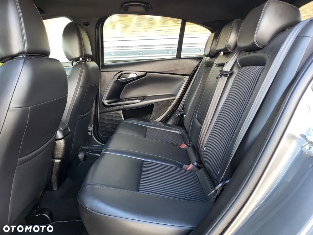 Fiat Tipo 1.4 T-Jet S-Design - 24