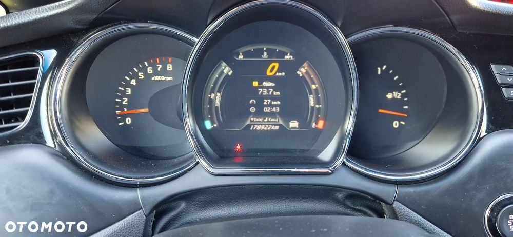 Kia Ceed 1.6 T-GDI GT - 8