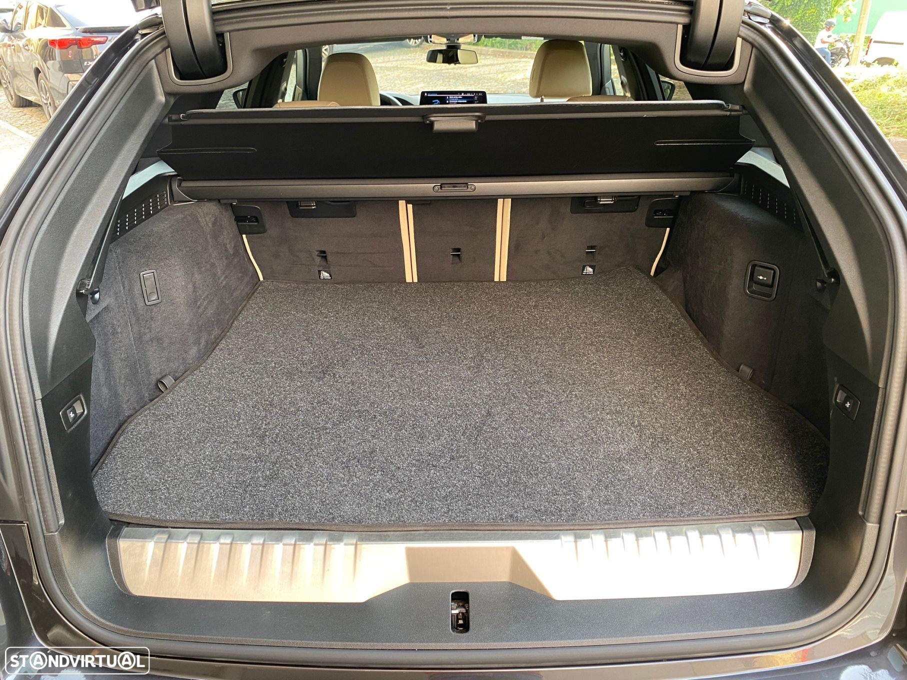 BMW 530 e - 28